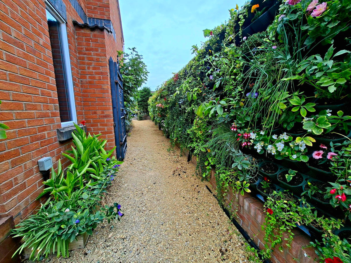 LivGrid modular living wall system